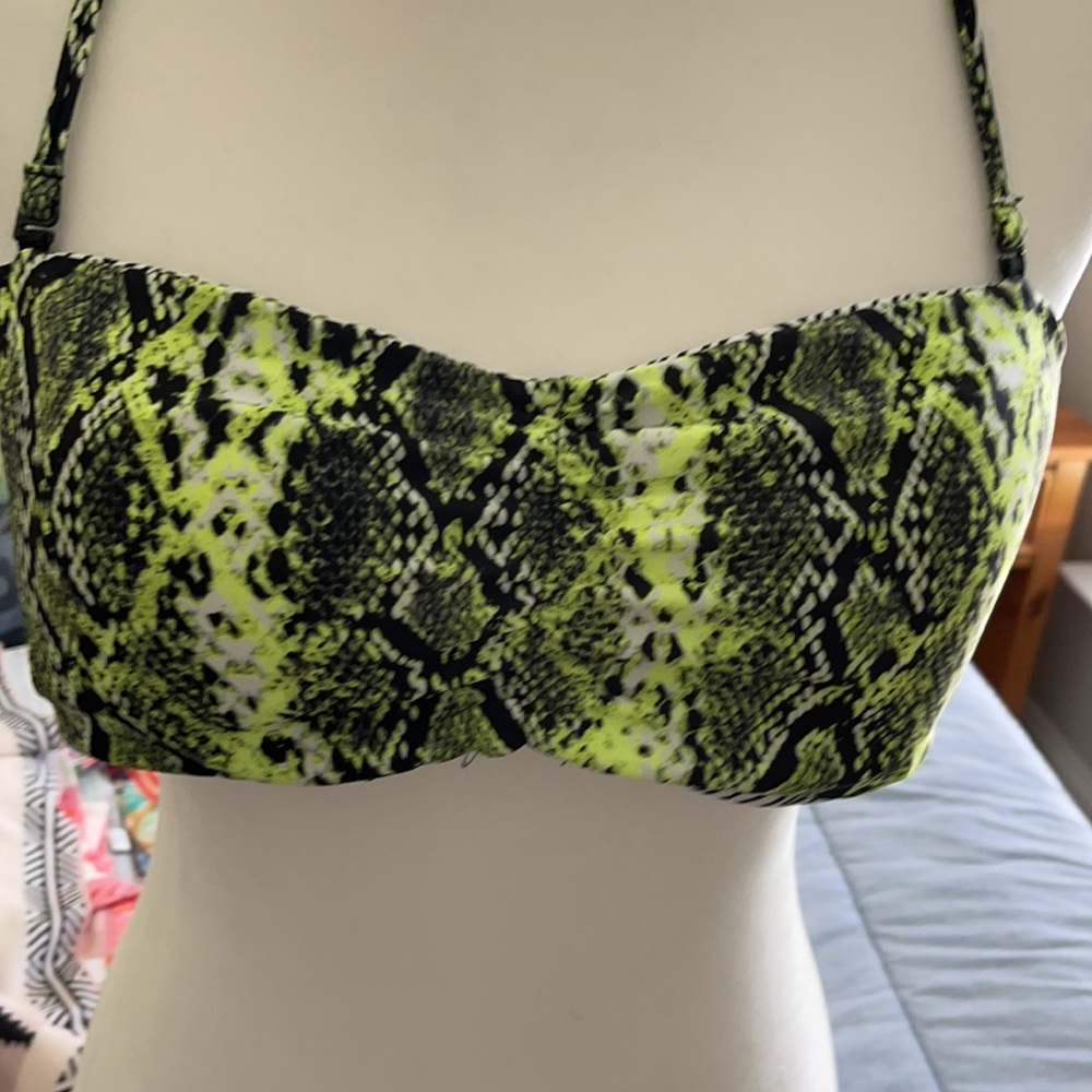 Reversible Valcom bikini - Picture 4 of 5